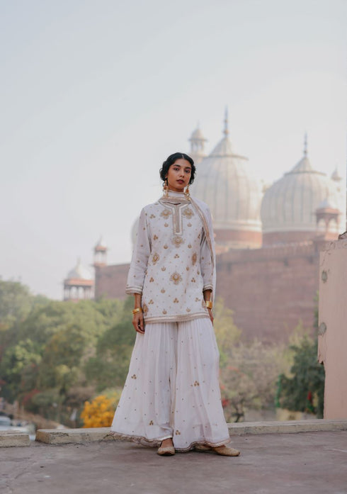 Halfmoon white Sharara set