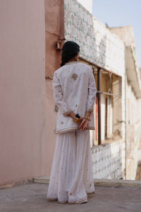 Halfmoon white Sharara set