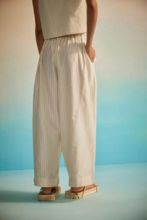 Hama Akari ivory stripe pants