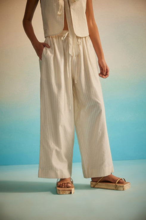 Hama Akari ivory stripe pants