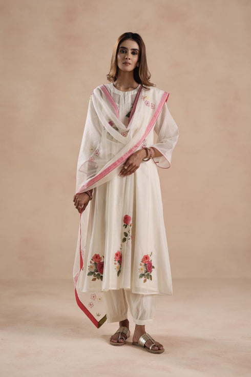 Holi ivory kurta set