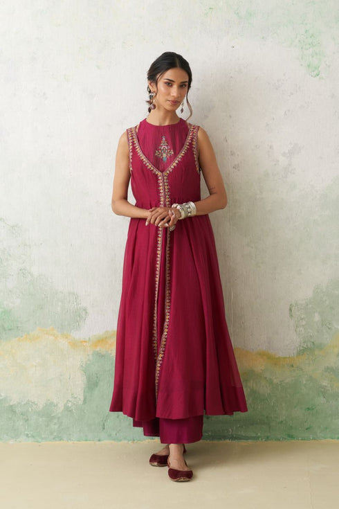 Falsa chanderi kashmiri embroidered anarkali set