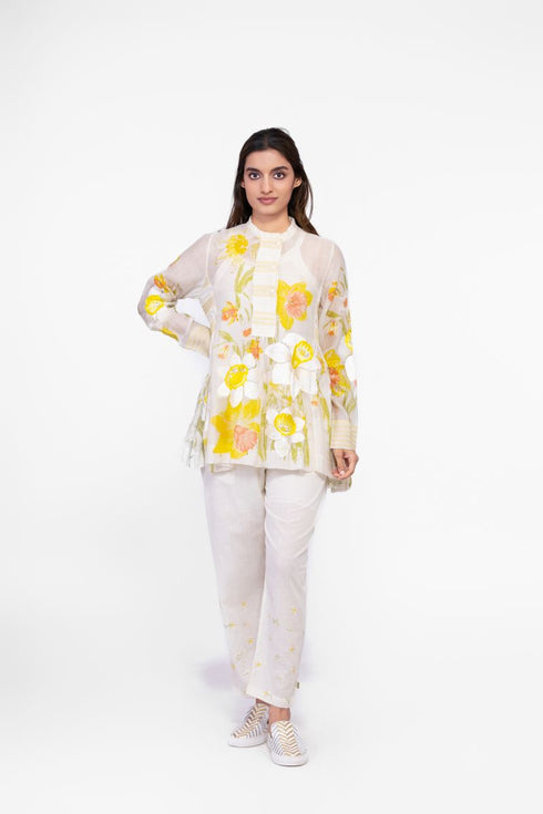 Cotton printed embroidered detail top