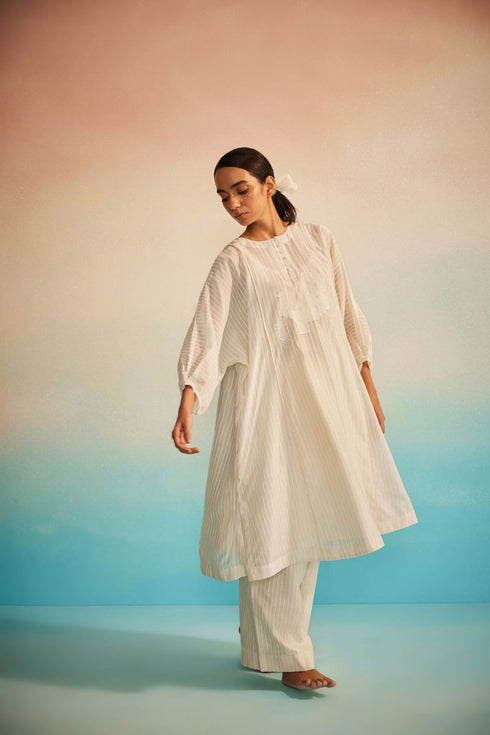 Iki ivory dolman kurta set