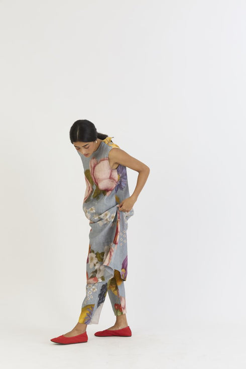 Indigo shades of blue rose linen kurta set