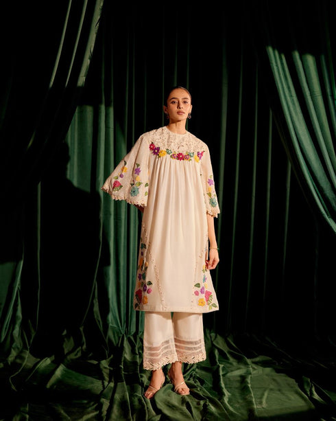 Iris ivory 3D floral applique yoke detail kurta with pants
