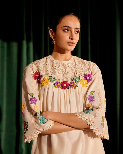Iris ivory 3D floral applique yoke detail kurta with pants