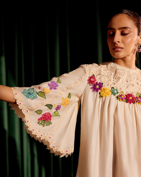 Iris ivory 3D floral applique yoke detail kurta with pants