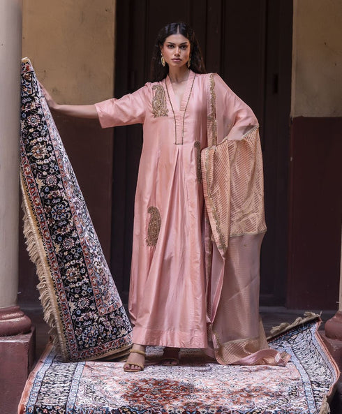 Jalshaghar dusty pink shaheen anarkali