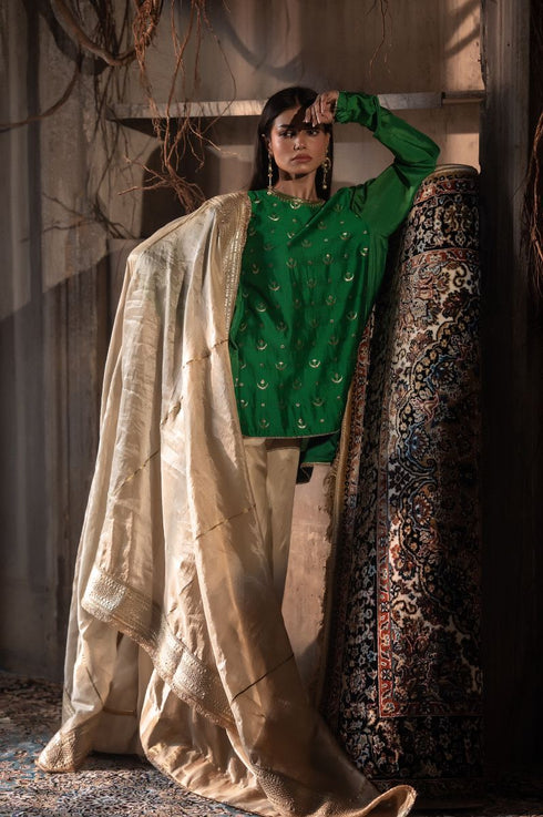 Jalshaghar green chandphool shabana with ivory gharara