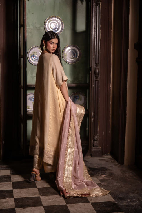 Jalshaghar ivory mehre kurta with farshi pants