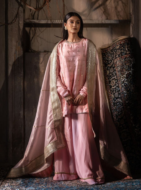 Jalshaghar tyohaar pink chandphool shabana with gharara