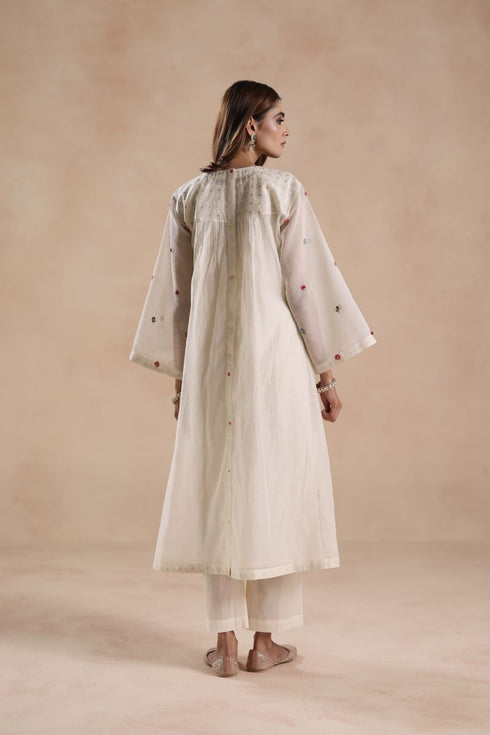 Jheel ivory kurta set