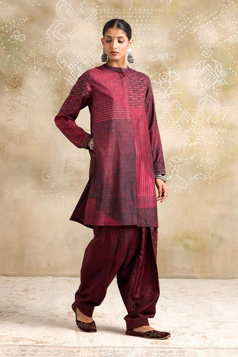 Kaashvi maroon kurta