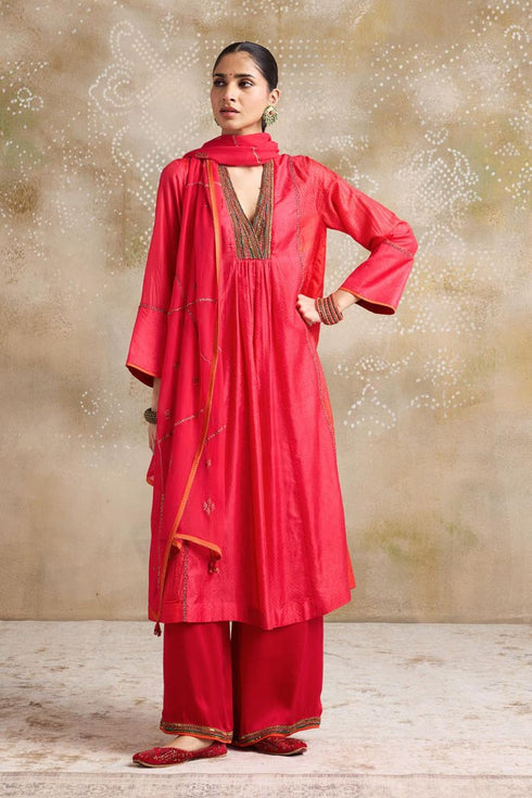 Kaashvi pink V-neck kurta