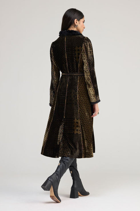 Kainaat black long coat