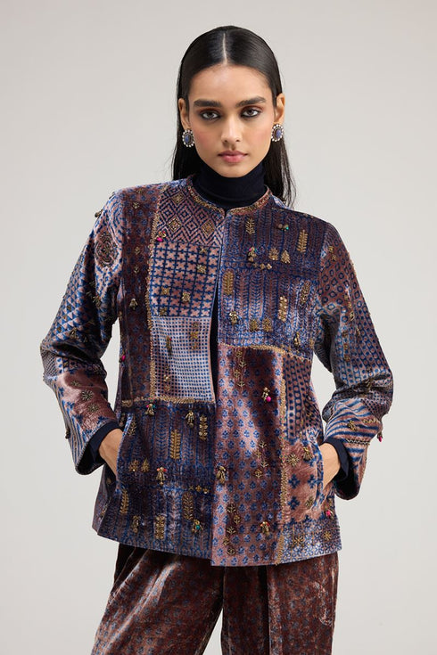 Kainaat blue blazer