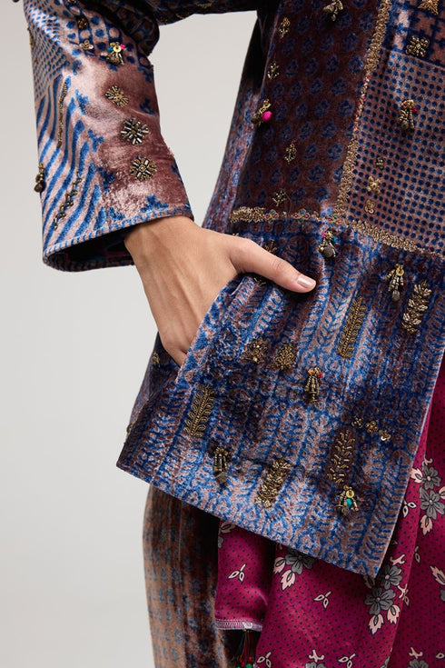 Kainaat blue blazer