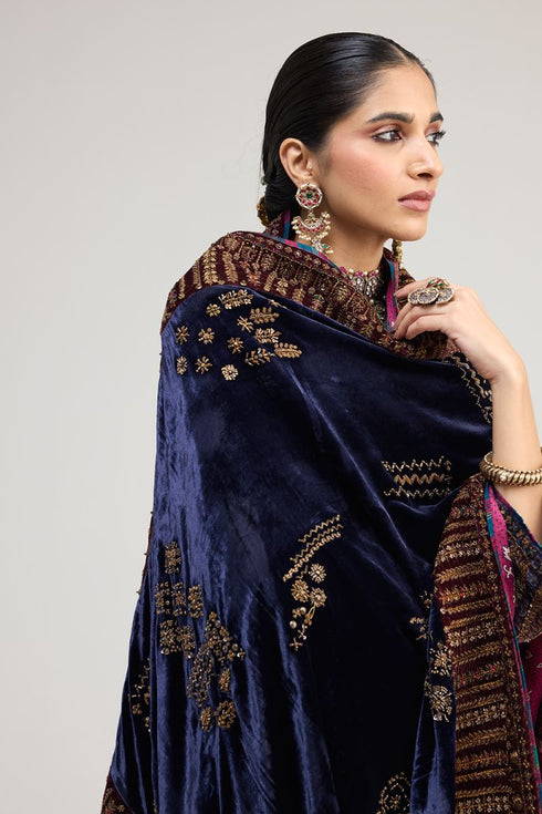 Kainaat blue doshala