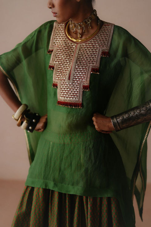 Kairi green skirt set