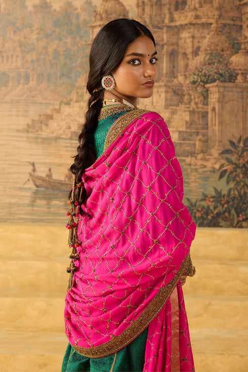Kashi fuchsia heavy dupatta