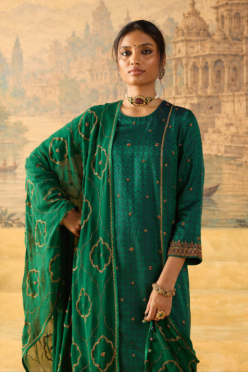 Kashi green dupatta