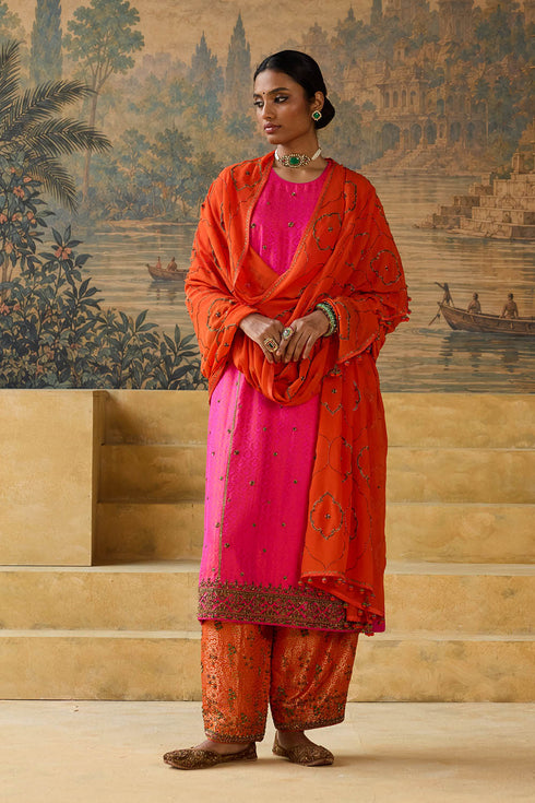 Kashi orange dupatta