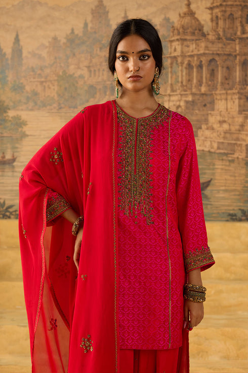 Kashi red bootie stole