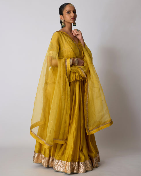 Kesari lehenga set