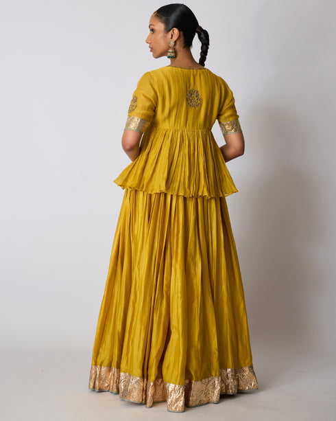 Kesari lehenga set