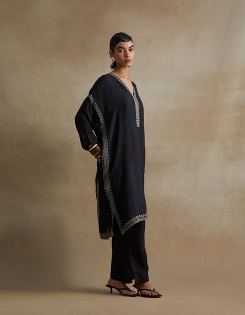 Kiln black kaftan set