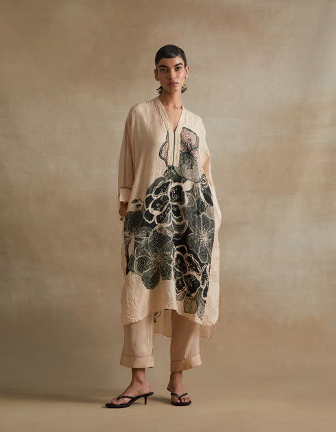 Kiln clay hand embroidered kurta set