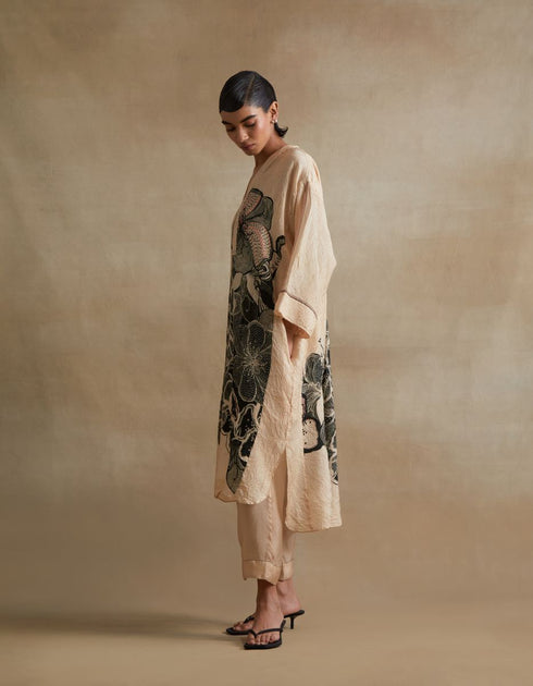 Kiln clay hand embroidered kurta set