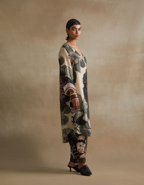 Kiln clay intricate hand embroidered kurta set