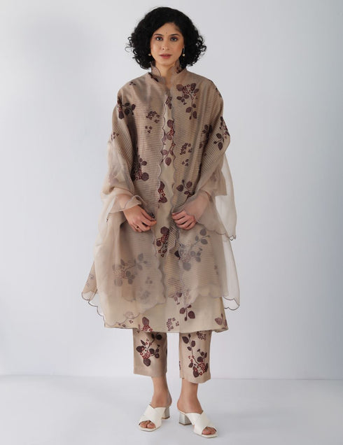 Kizuna beige sakura print kurta set
