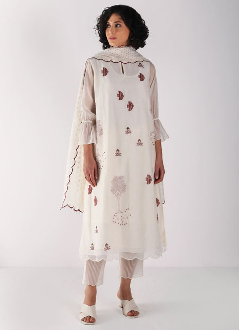Kizuna ivory hakoni print kurta set