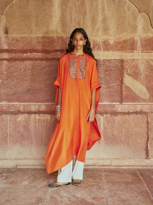 Leher kesariya kaftan set