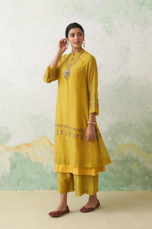 Lime green thin chanderi multicolor kashmiri embroidered back slit kurta set