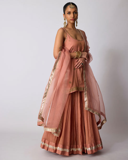 Maahi short kurta set