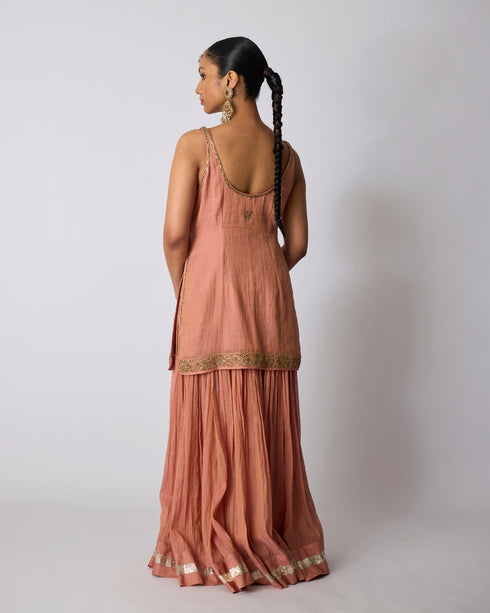 Maahi short kurta set