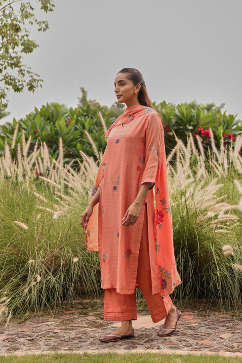 Magnolia thread embroidered kurta set