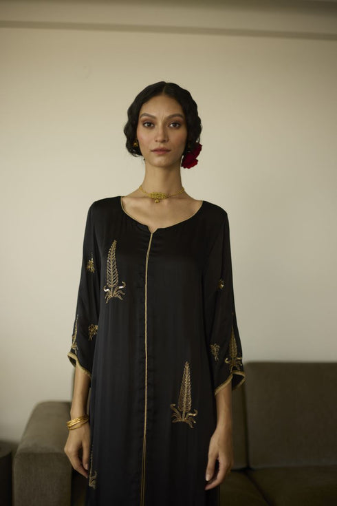 Maitreyi black chaya kurta with pants