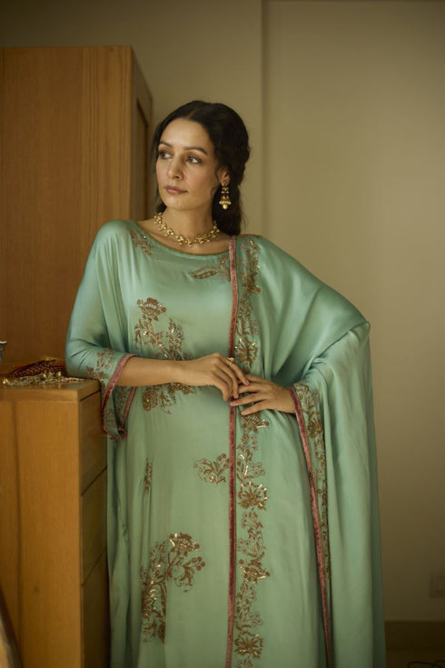 Maitreyi blue arohi dupatta