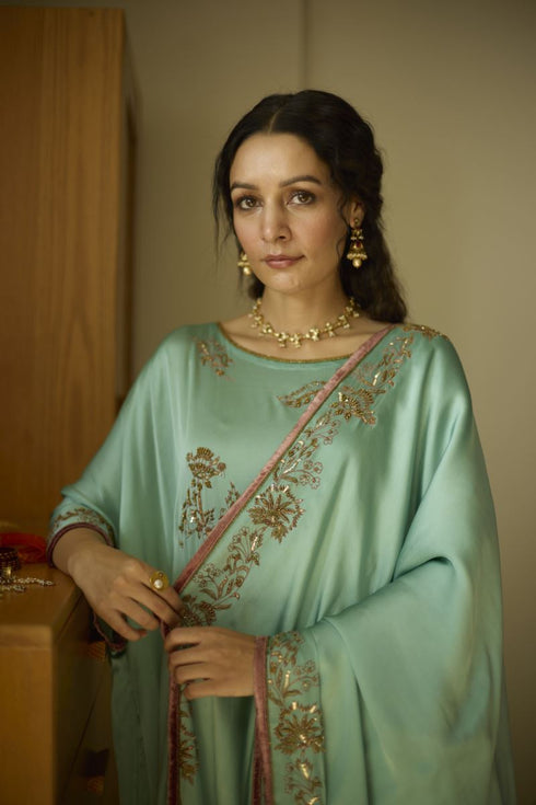 Maitreyi blue arohi dupatta