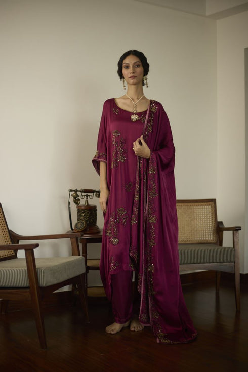 Maitreyi pink arohi dupatta