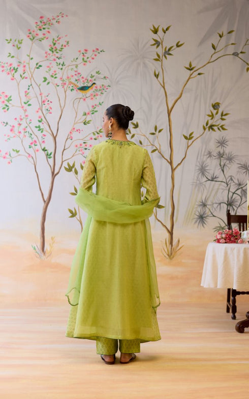 Maliha green kurta set