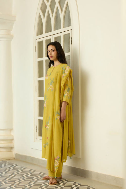 Marigold floral applique kurta set