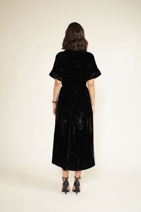 Meadows black drop shoulder discharge print dress