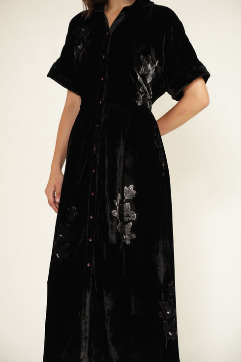 Meadows black drop shoulder discharge print dress