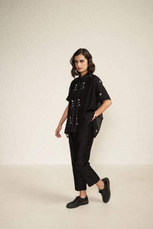 Meadows black shirt with pants